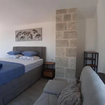 Olive Stone House Βίλα Μακάρσκα