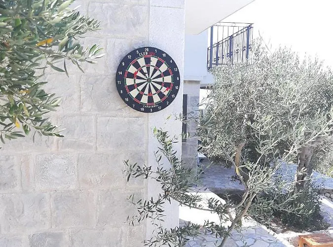 Olive Stone House Вілла *